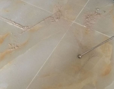肥乡瓷砖空鼓维修公司分享粘合剂选择不当在瓷砖铺贴过程中可能导致以下问题